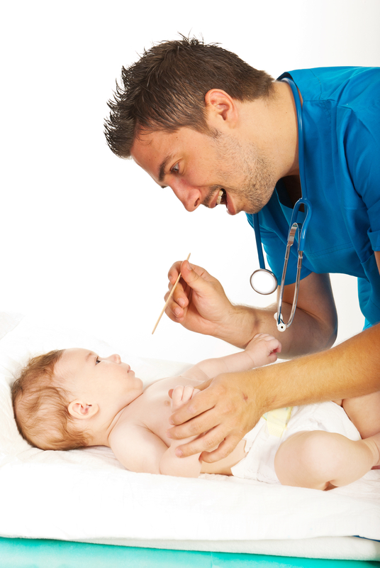 beba kod doktora pregled