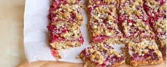 Zdrave hrskave pločice sa jagodama