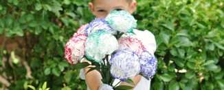 Buket karanfila od papirnatih maramica