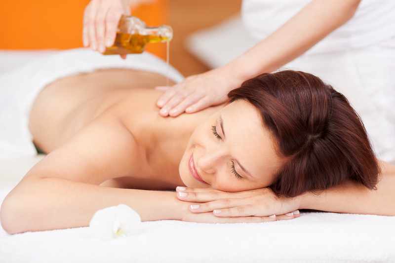 http://www.dreamstime.com/stock-photo-spa-beauty-treatment-oil-beautiful-young-woman-enjoying-based-massage-image31484540