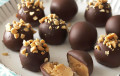 Kuglice od čokolade i kikiriki putera