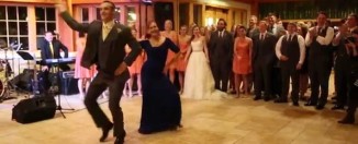 Fenomenalni ples majke i sina na venčanju